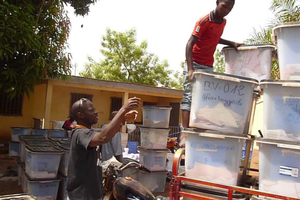 EC-UNDP JTF - Guinea: EU Funding Supports CENI Field Offices